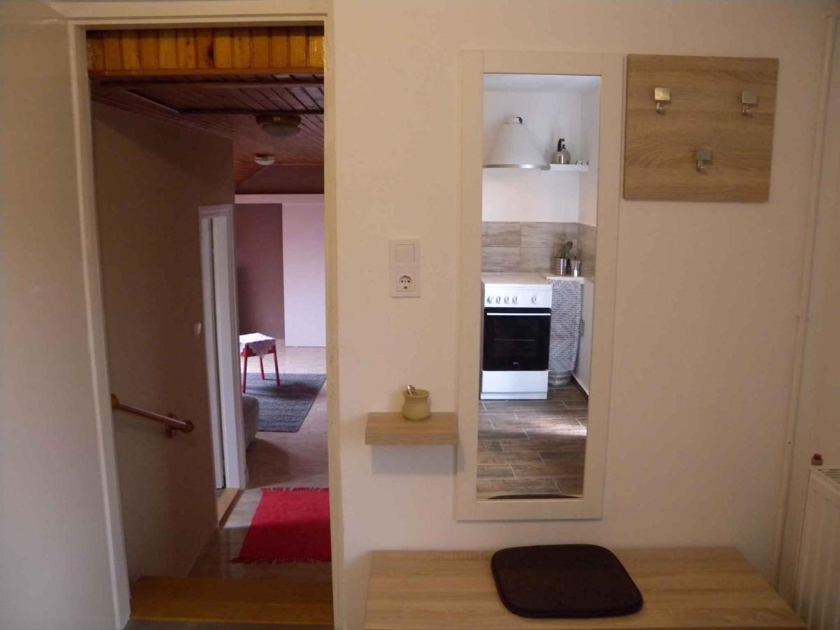 Apartments In Balatongyoeroek 34590 Luaran gambar