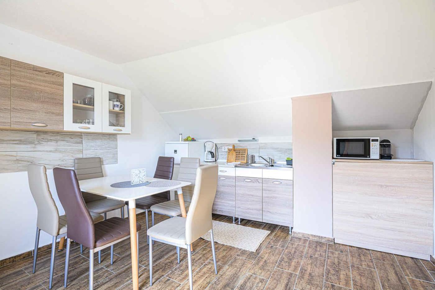 Apartments In Balatongyoeroek 34590 Luaran gambar